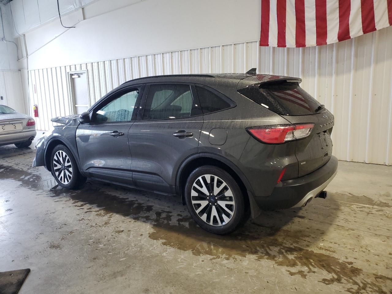 FORD ESCAPE SE SPORT