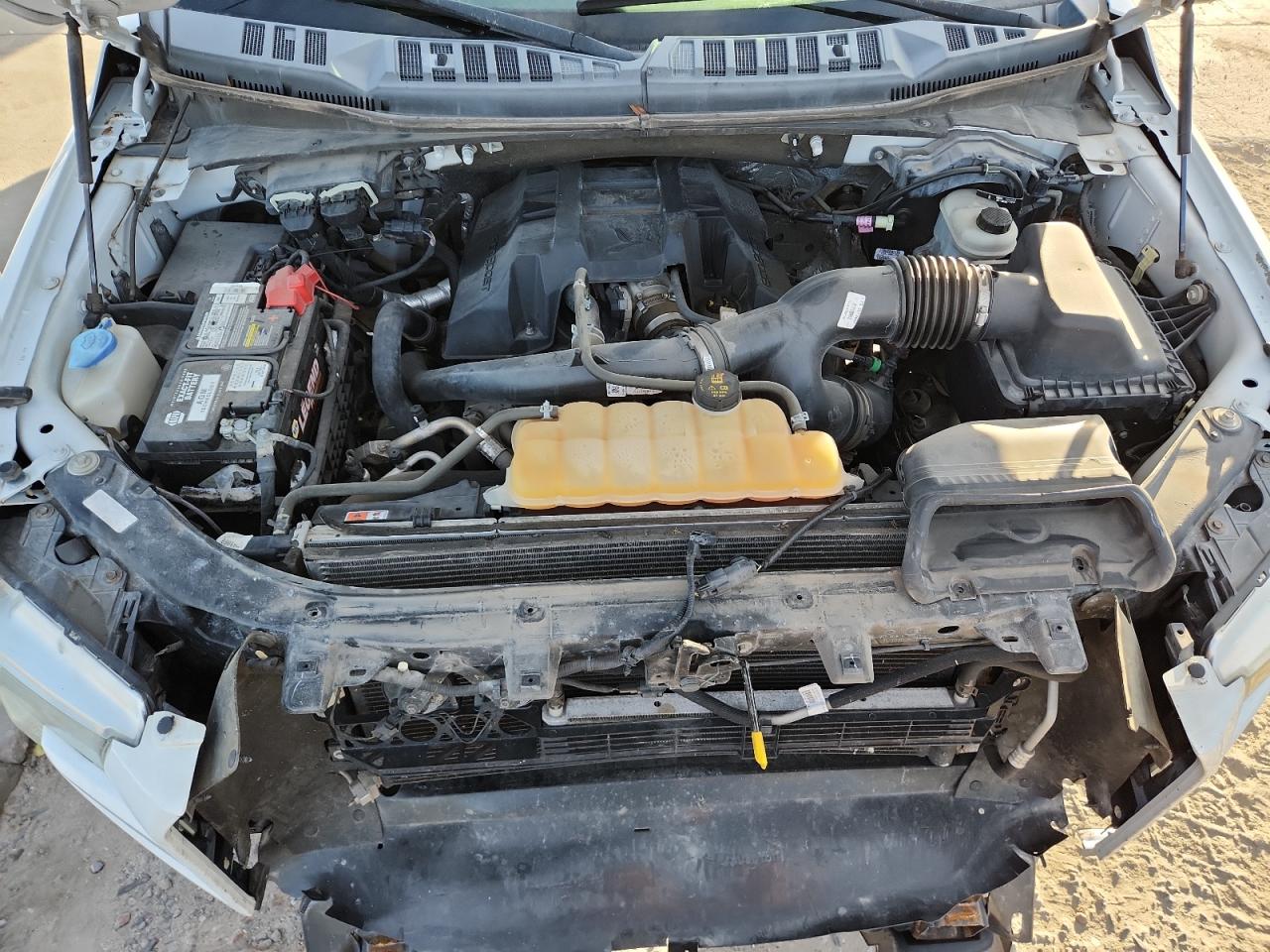 FORD F-150 SUPER CAB