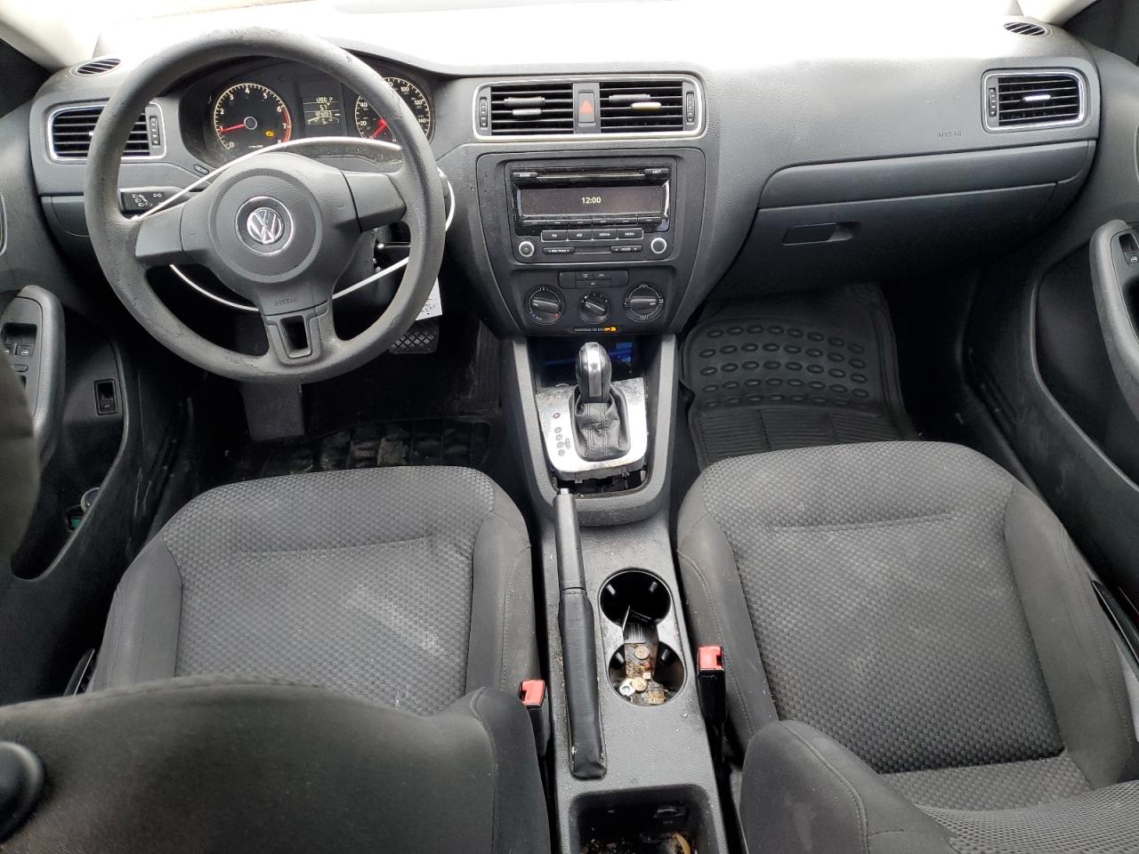 VOLKSWAGEN JETTA BASE