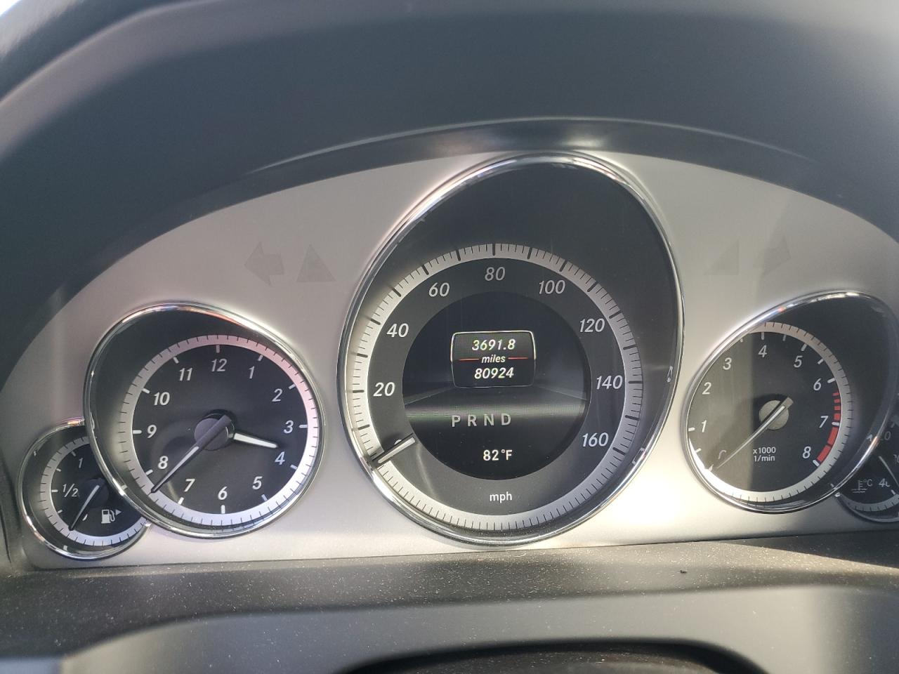 MERCEDES-BENZ E-CLASS 550