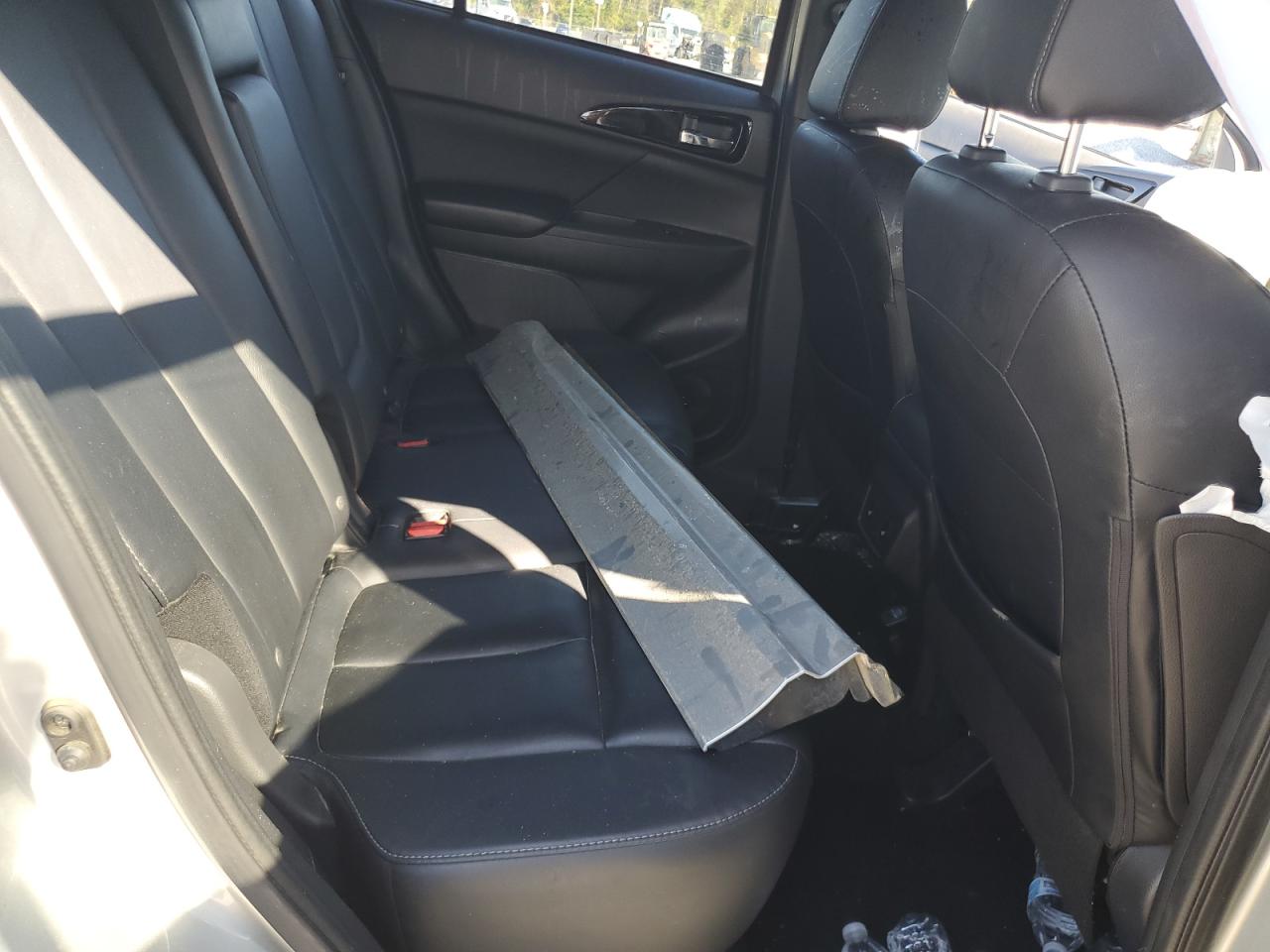 MITSUBISHI ECLIPSE SE