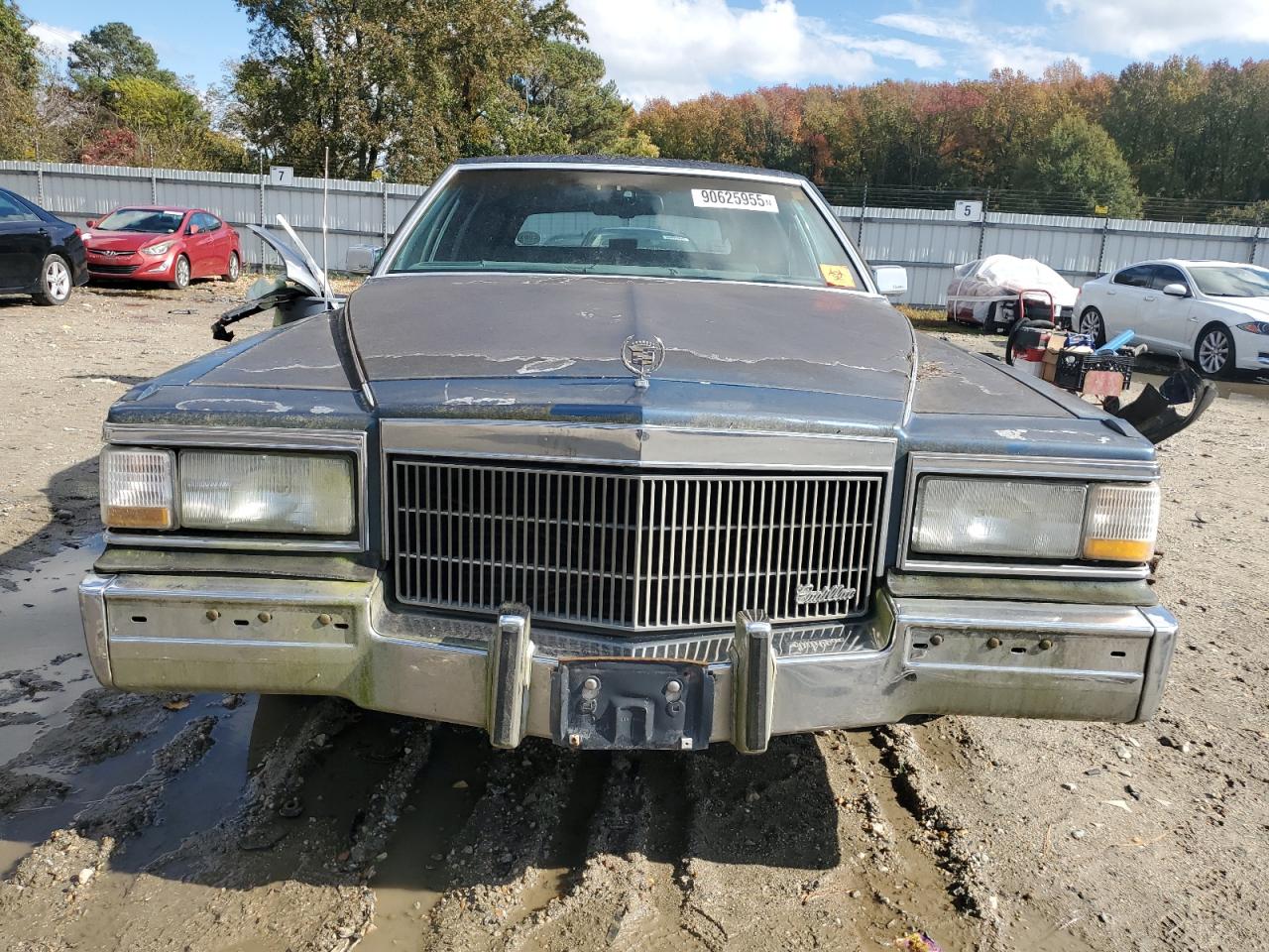 Lot #3276457689 1992 CADILLAC BROUGHAM