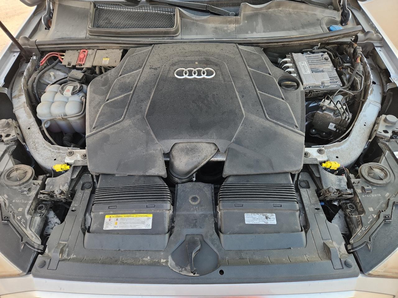 AUDI Q7 PREMIUM PLUS