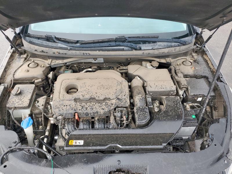 2015 HYUNDAI SONATA SE 5NPE24AF3FH244635