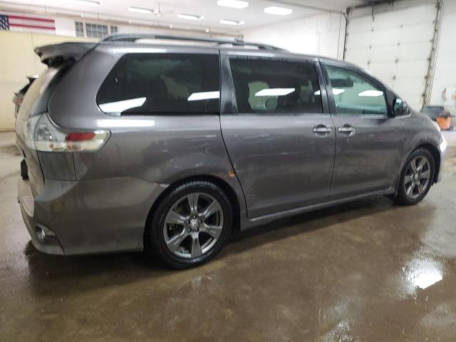 2017 TOYOTA SIENNA SE #3291424134