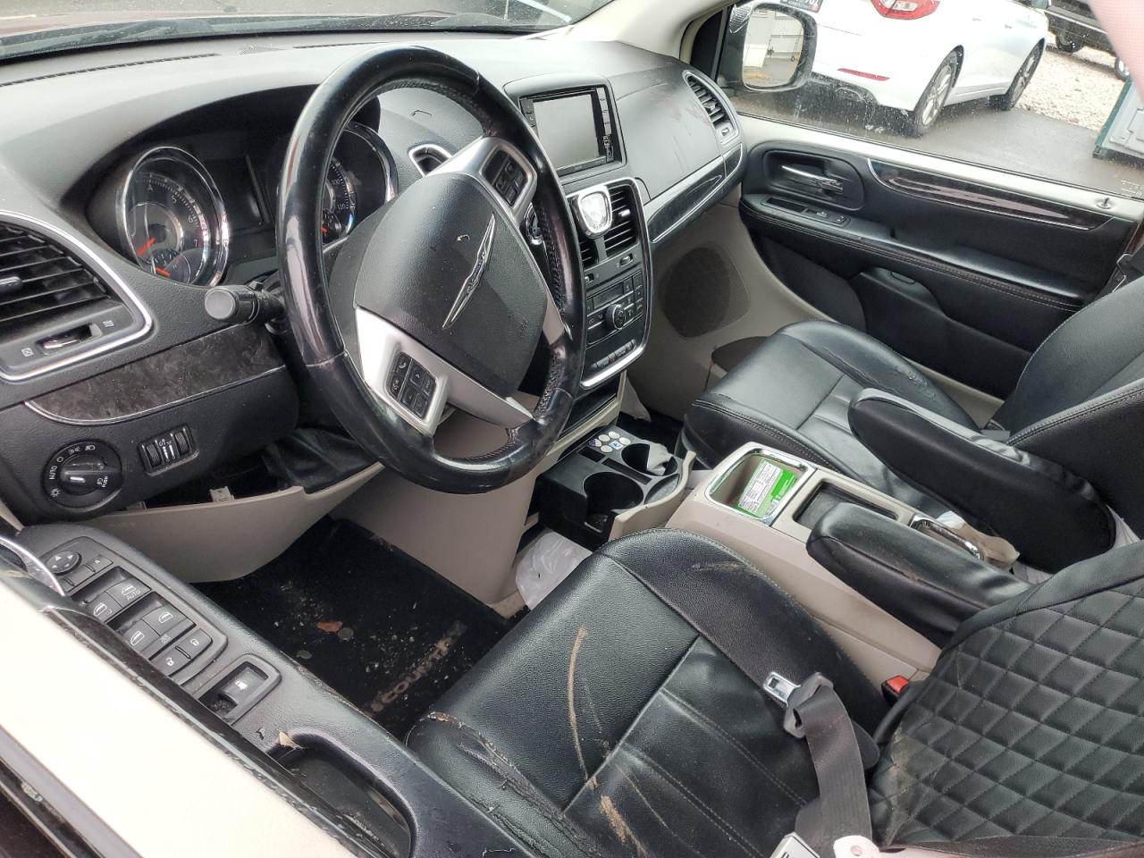 CHRYSLER TOWN & COUNTRY TOURING