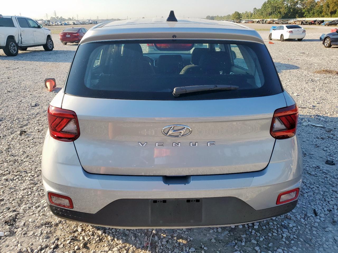 HYUNDAI VENUE SE
