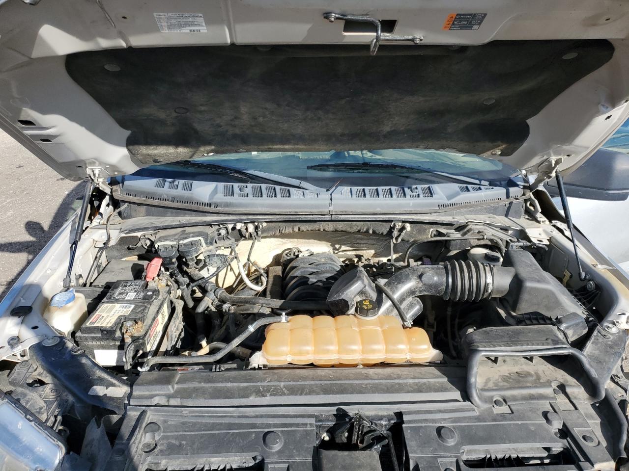 FORD F-150 SUPER CAB