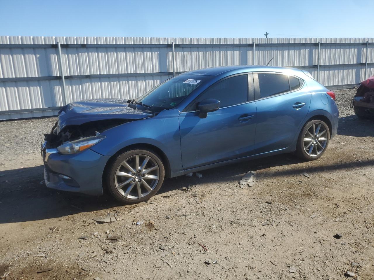 MAZDA 3 TOURING