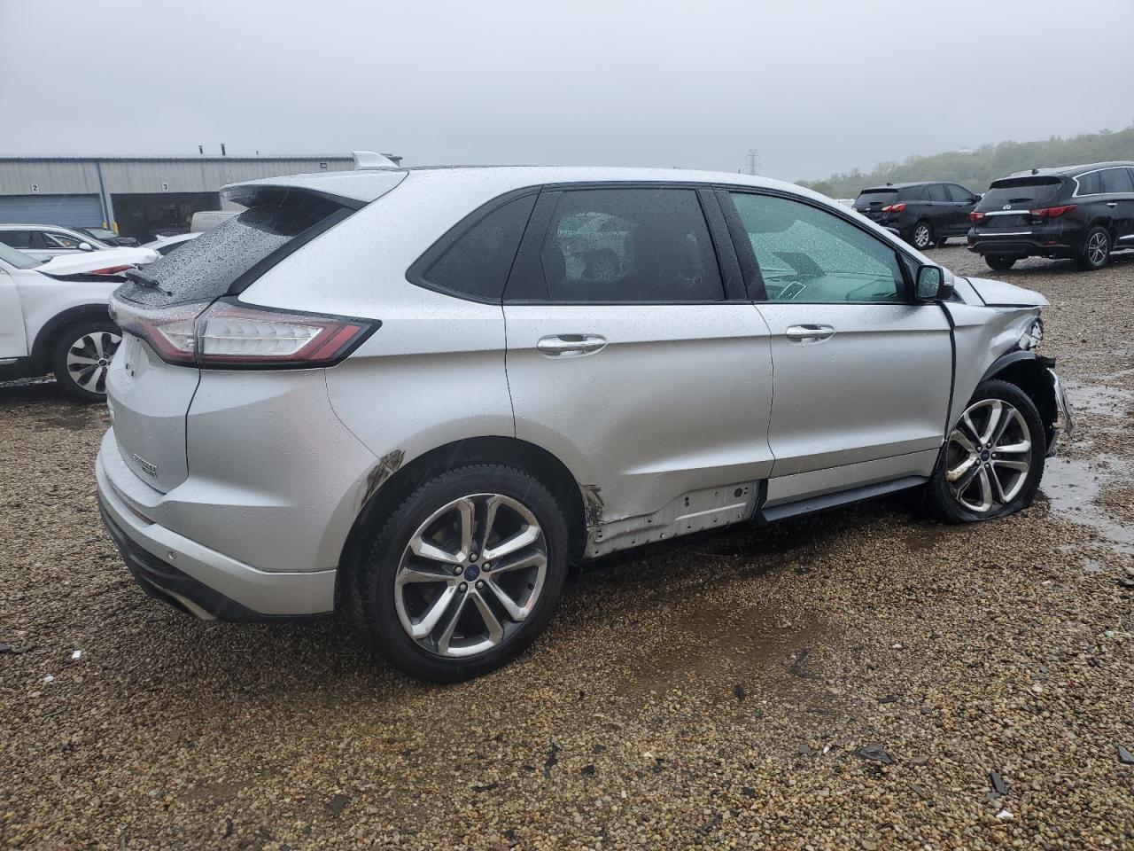 FORD EDGE SPORT