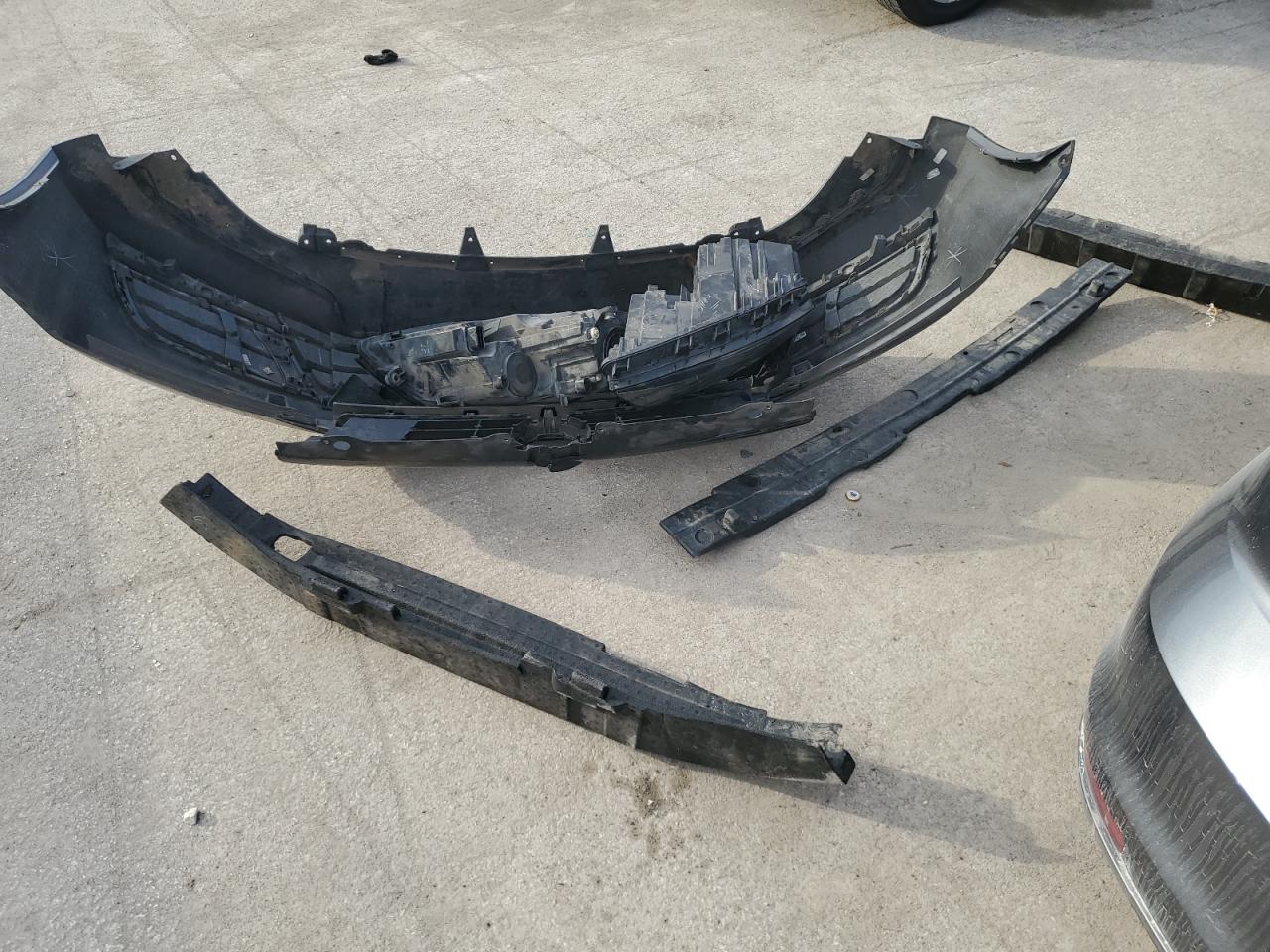 VOLKSWAGEN JETTA BASE