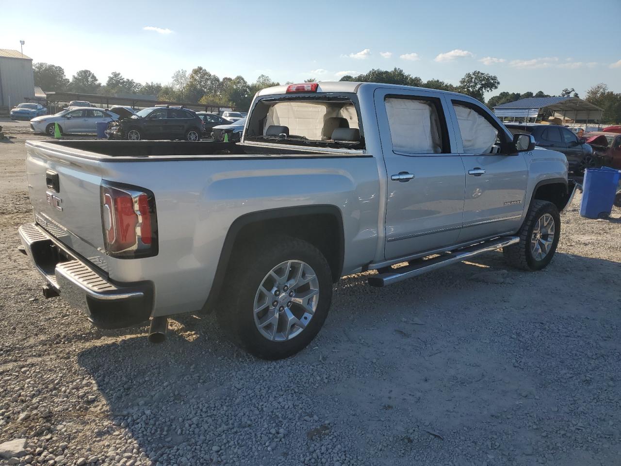 GMC SIERRA K1500 SLT