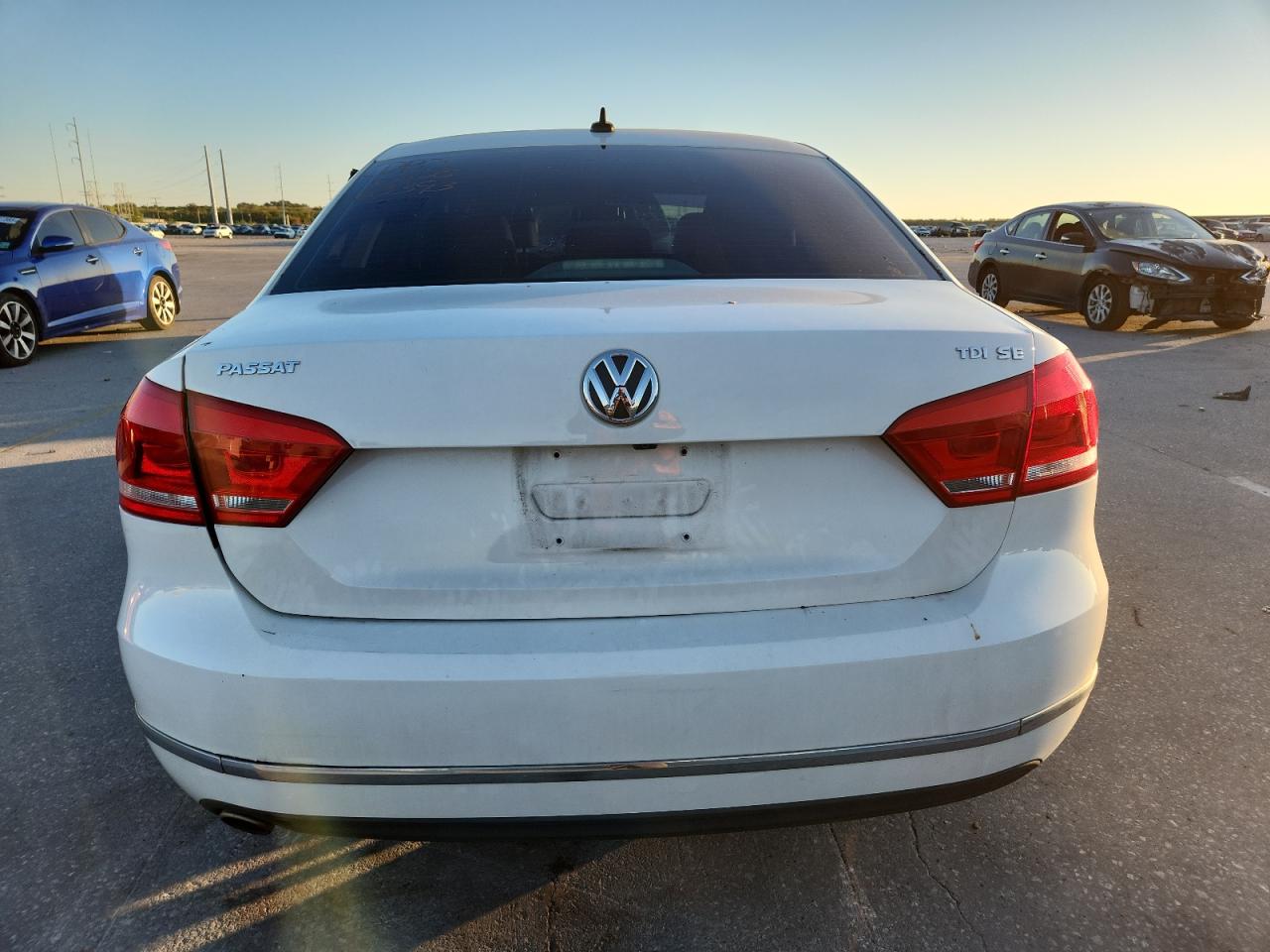 VOLKSWAGEN PASSAT SE