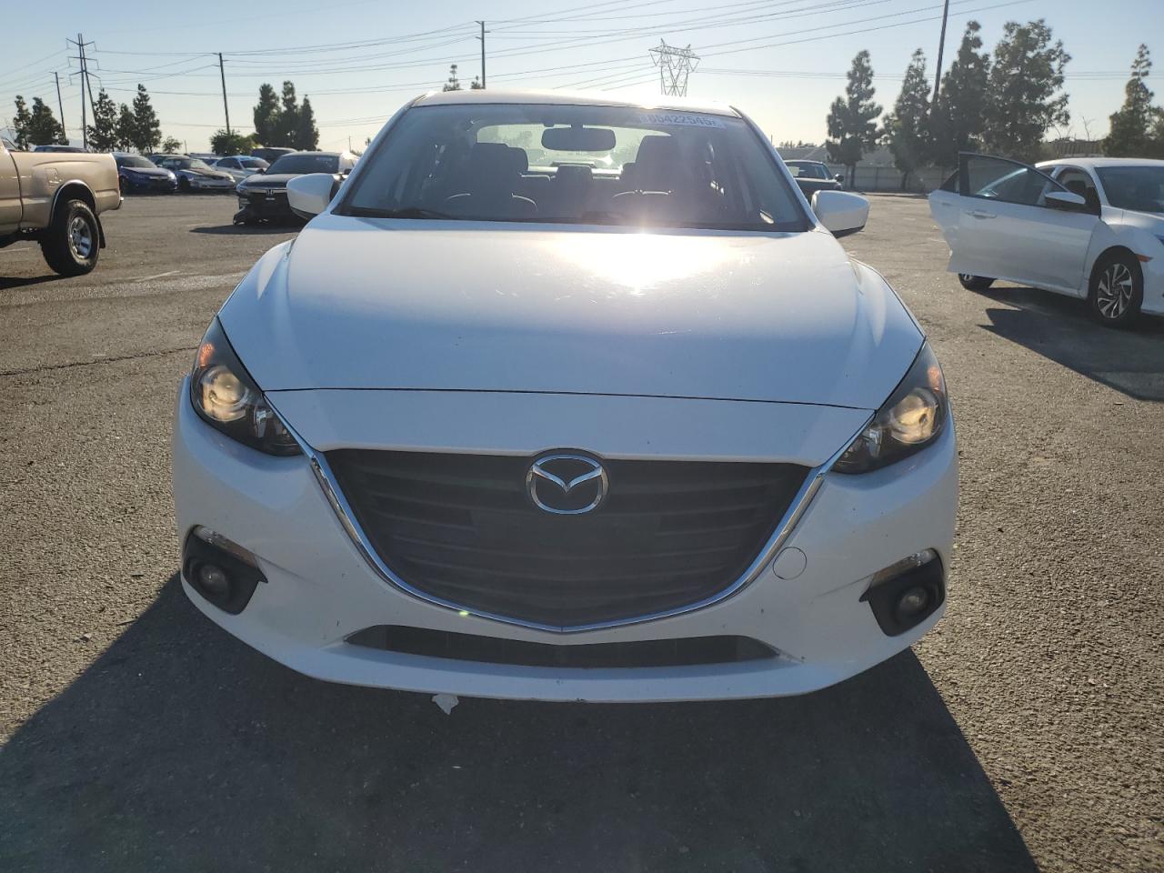 MAZDA 3 TOURING