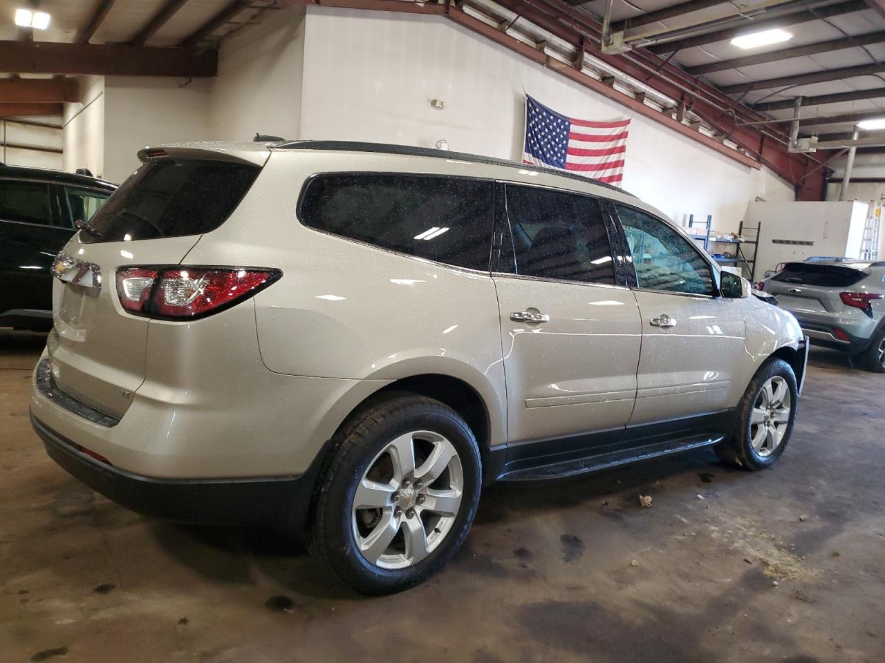 CHEVROLET TRAVERSE LT