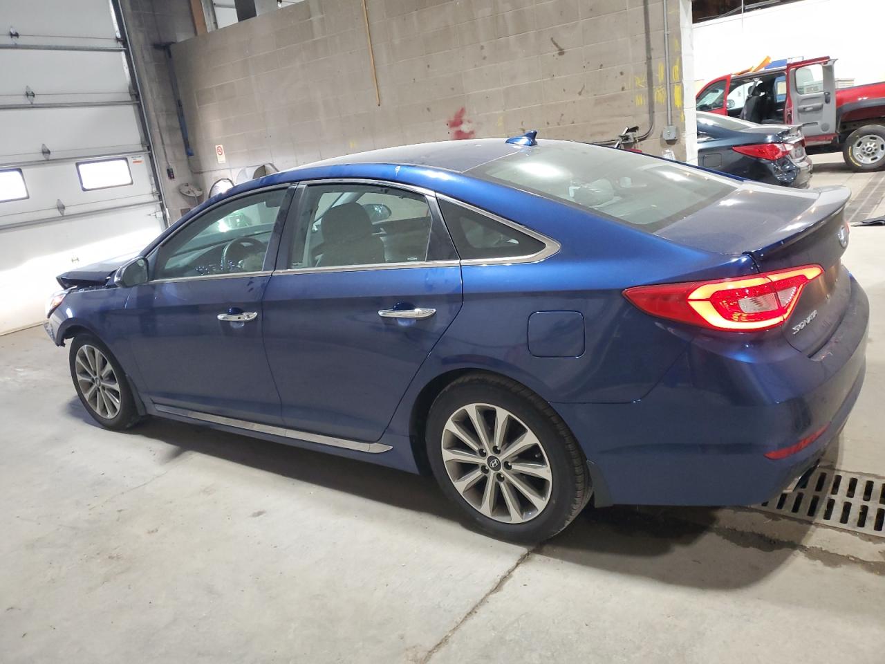 HYUNDAI SONATA SPORT
