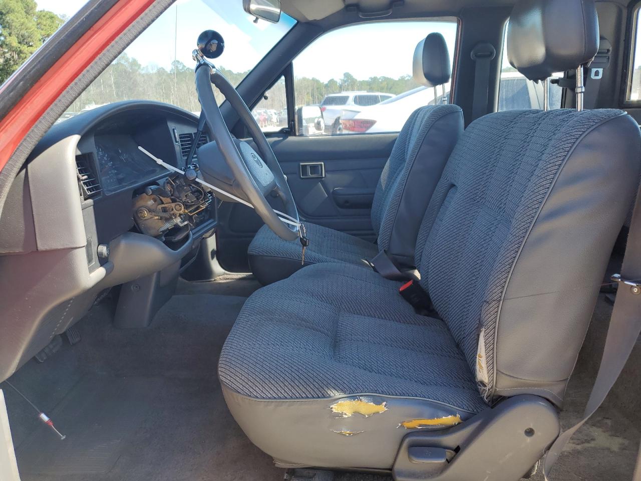 Lot #3290310209 1994 TOYOTA PICKUP 1/2