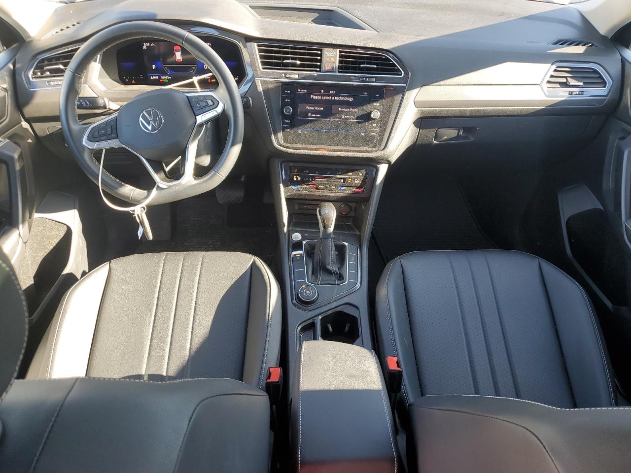 VOLKSWAGEN TIGUAN SE