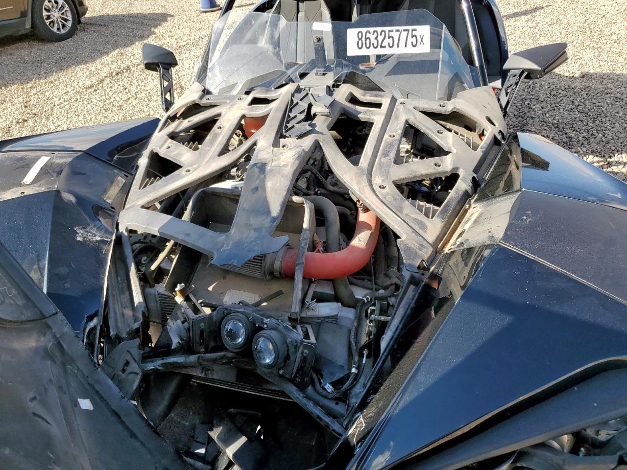 Lot #3285757663 2016 POLARIS SLINGSHOT