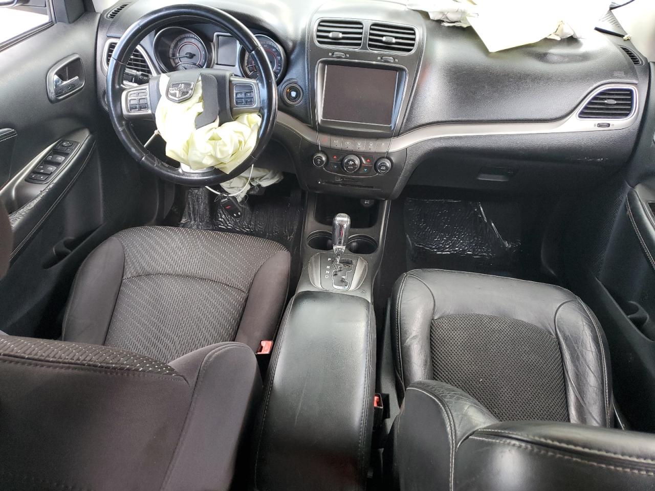 DODGE JOURNEY CROSSROAD