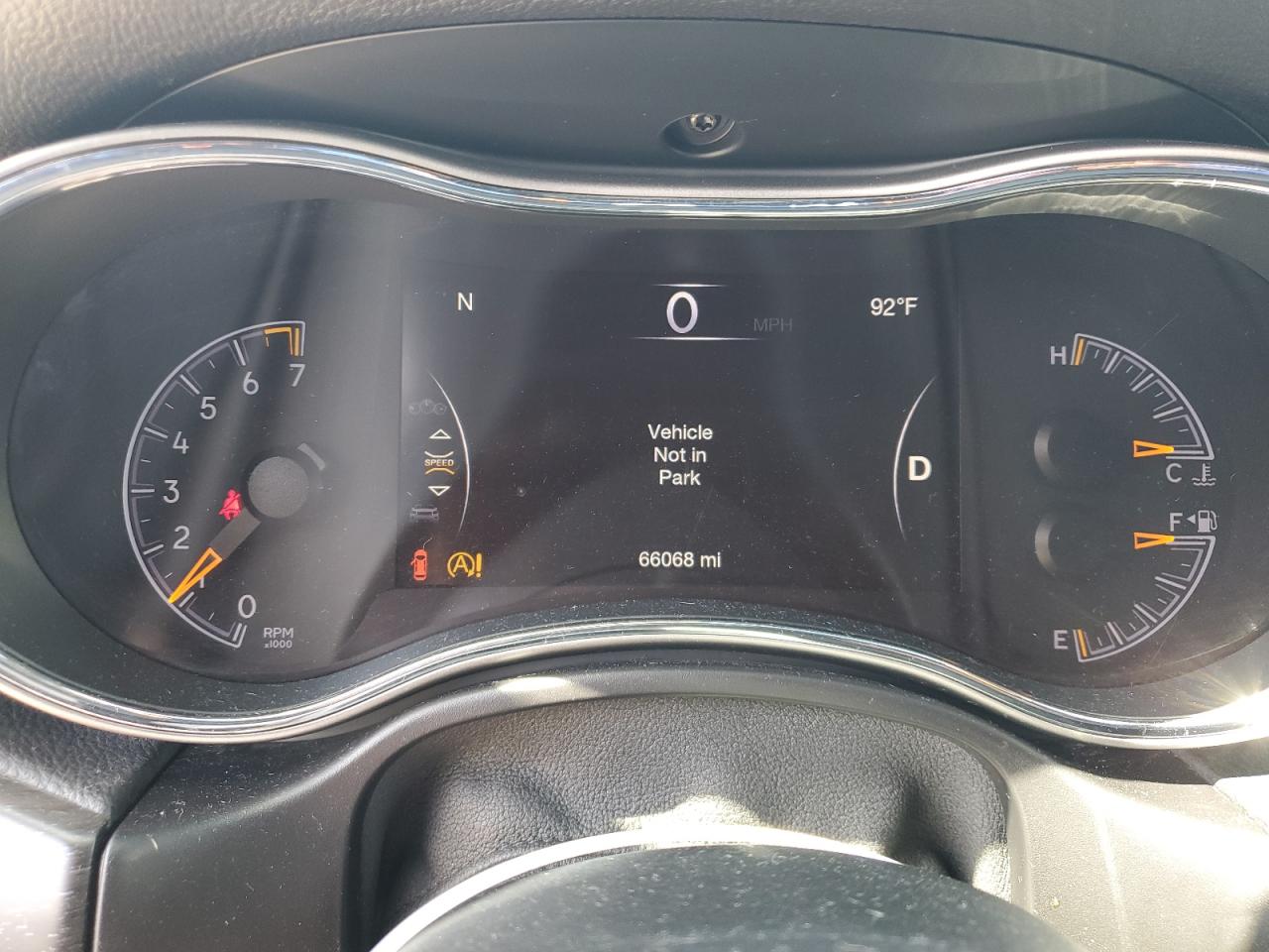 JEEP GRAND CHEROKEE LAREDO