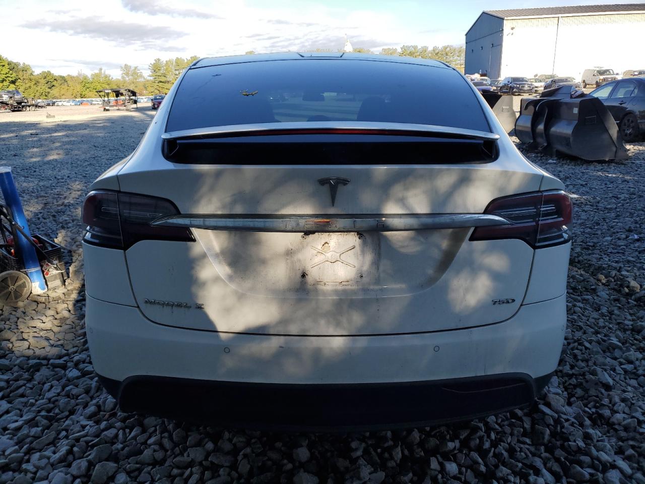 TESLA MODEL X