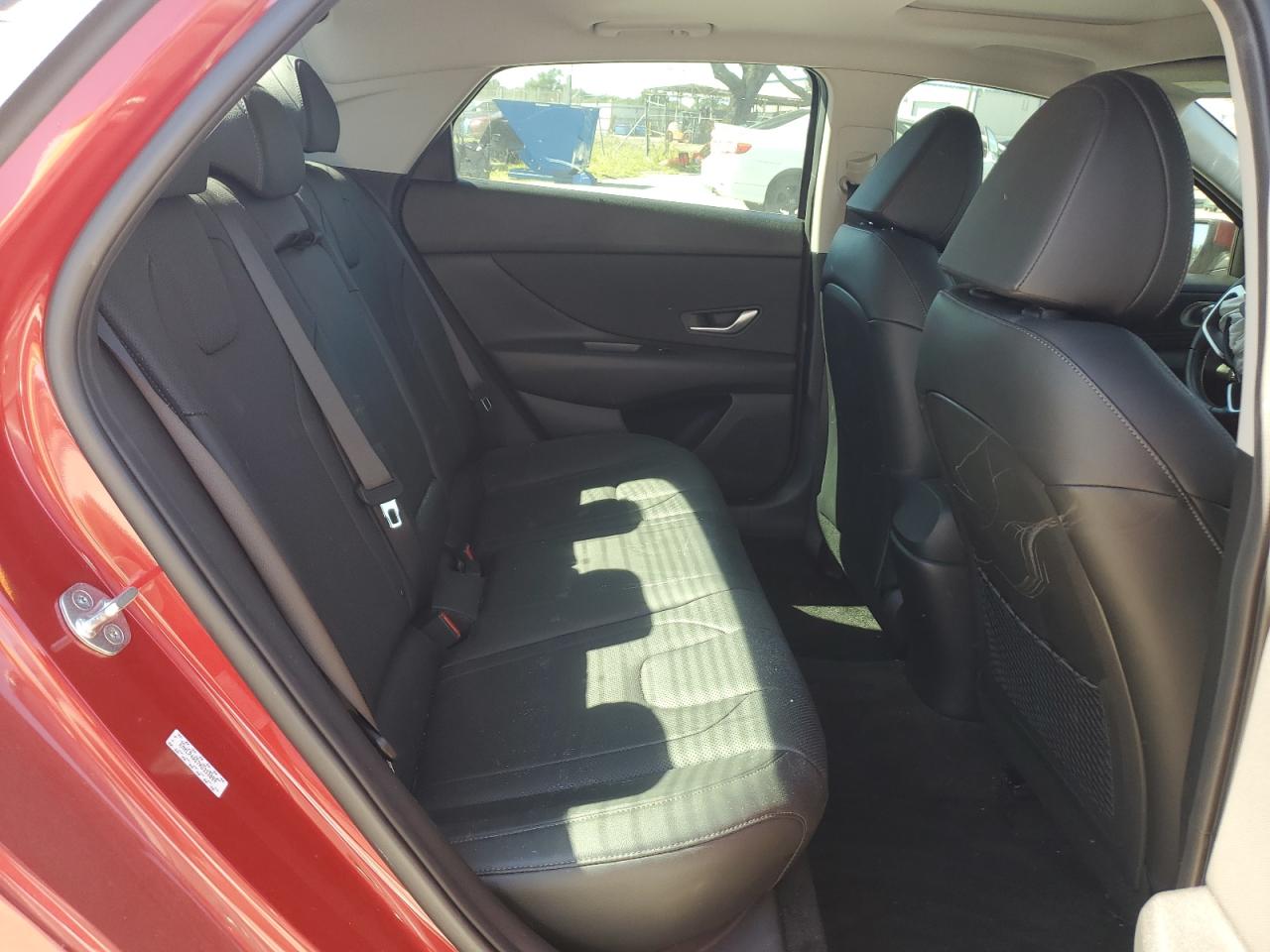 HYUNDAI ELANTRA LIMITED