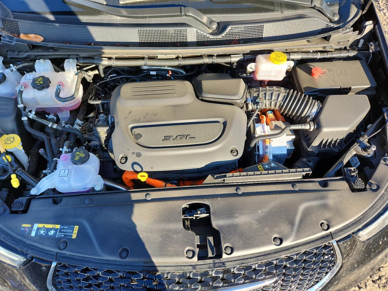 CHRYSLER PACIFICA HYBRID SELECT