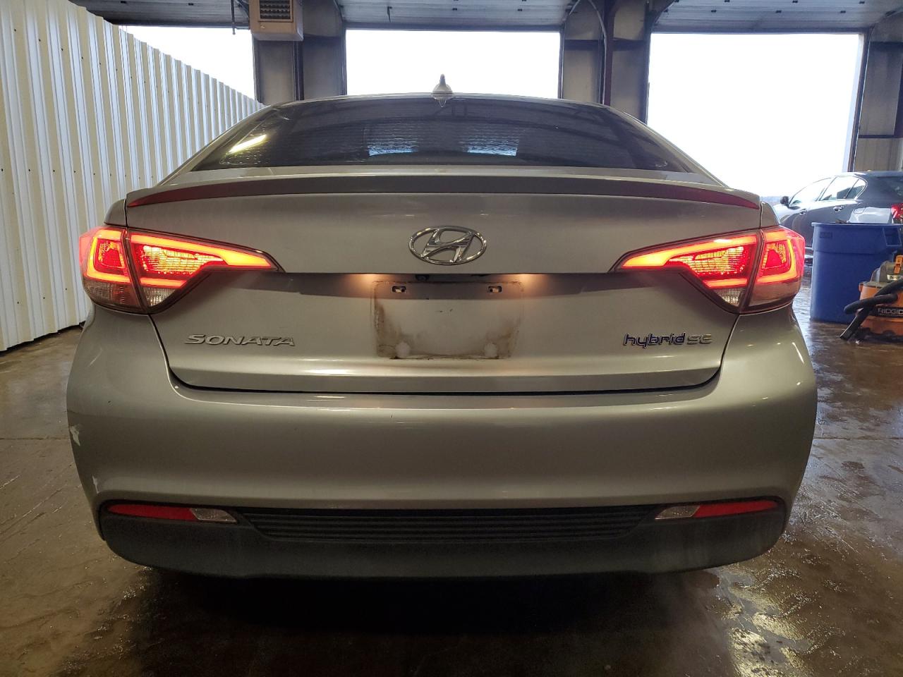 HYUNDAI SONATA HYBRID