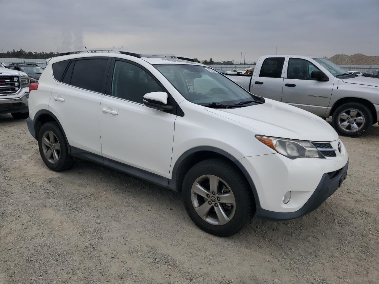 TOYOTA RAV4 XLE