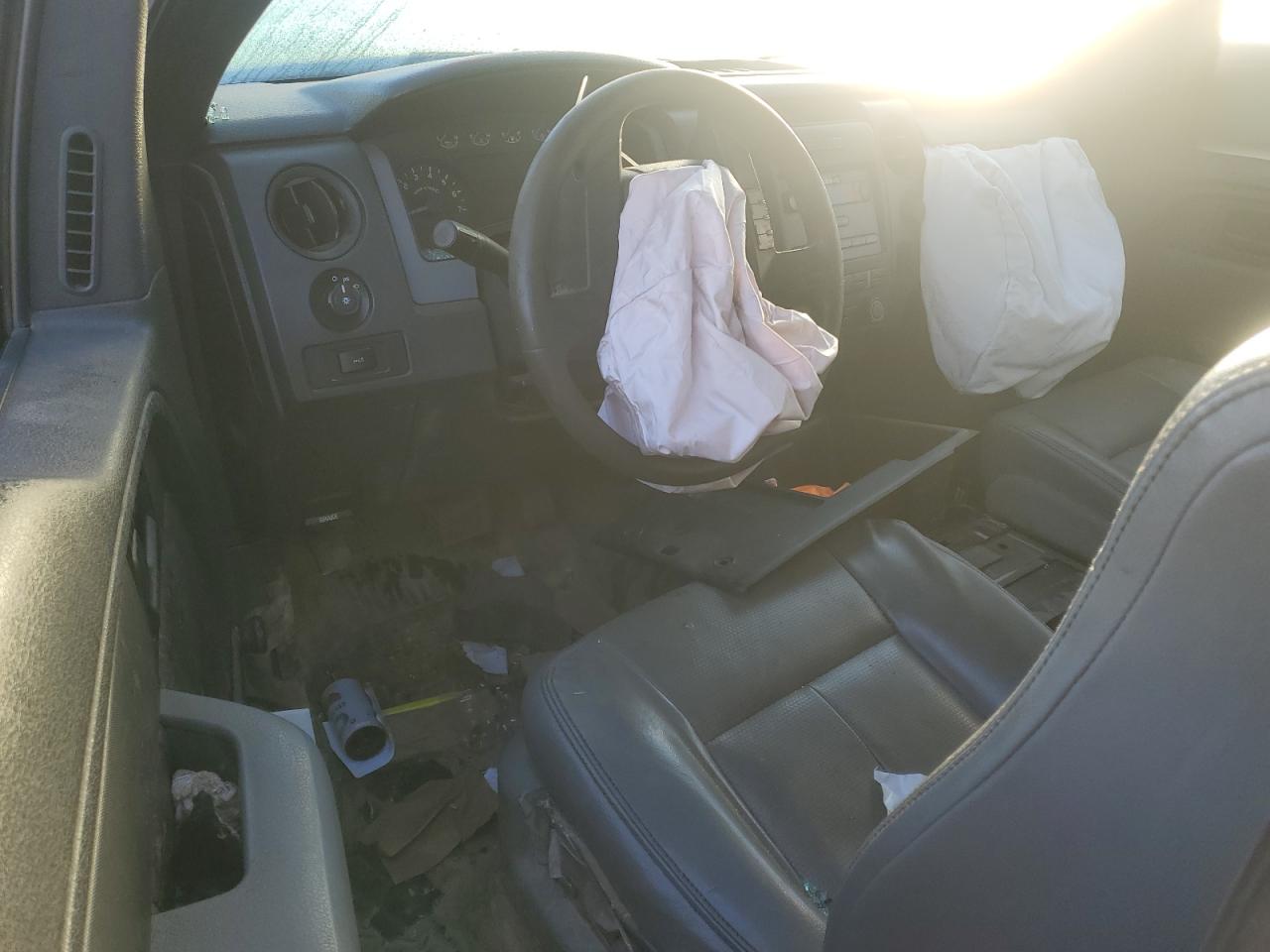 FORD F-150 SUPER CAB