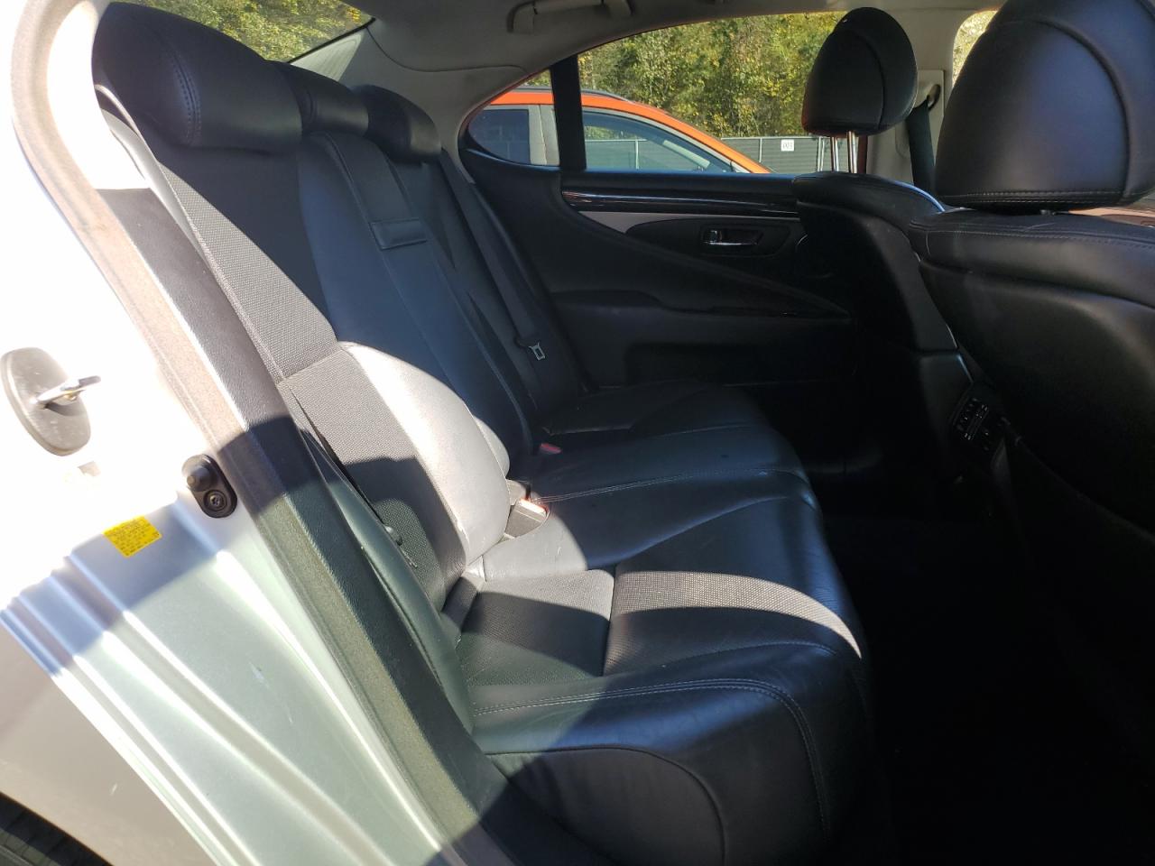 LEXUS LS 460