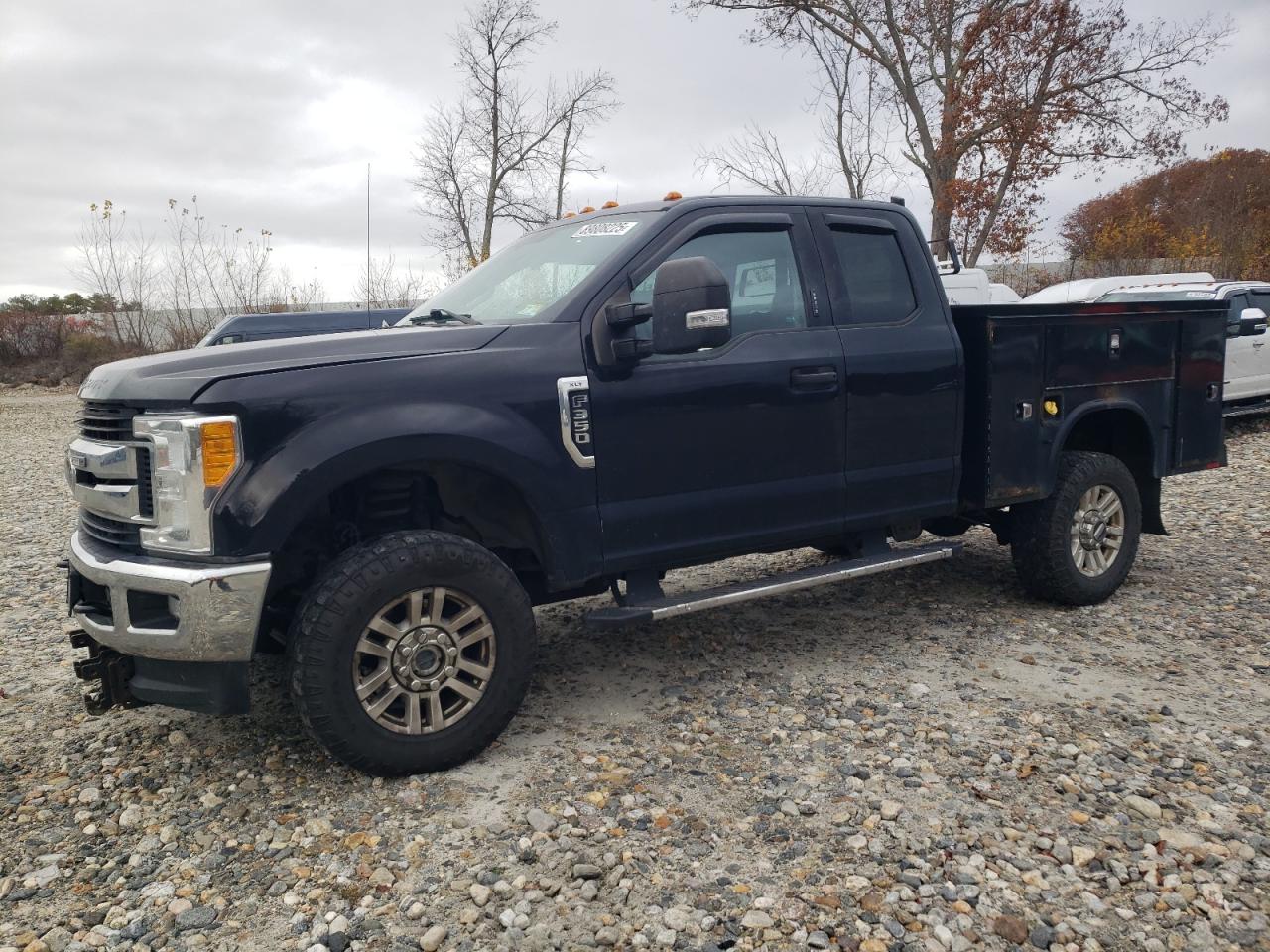 FORD F-350 SUPER DUTY
