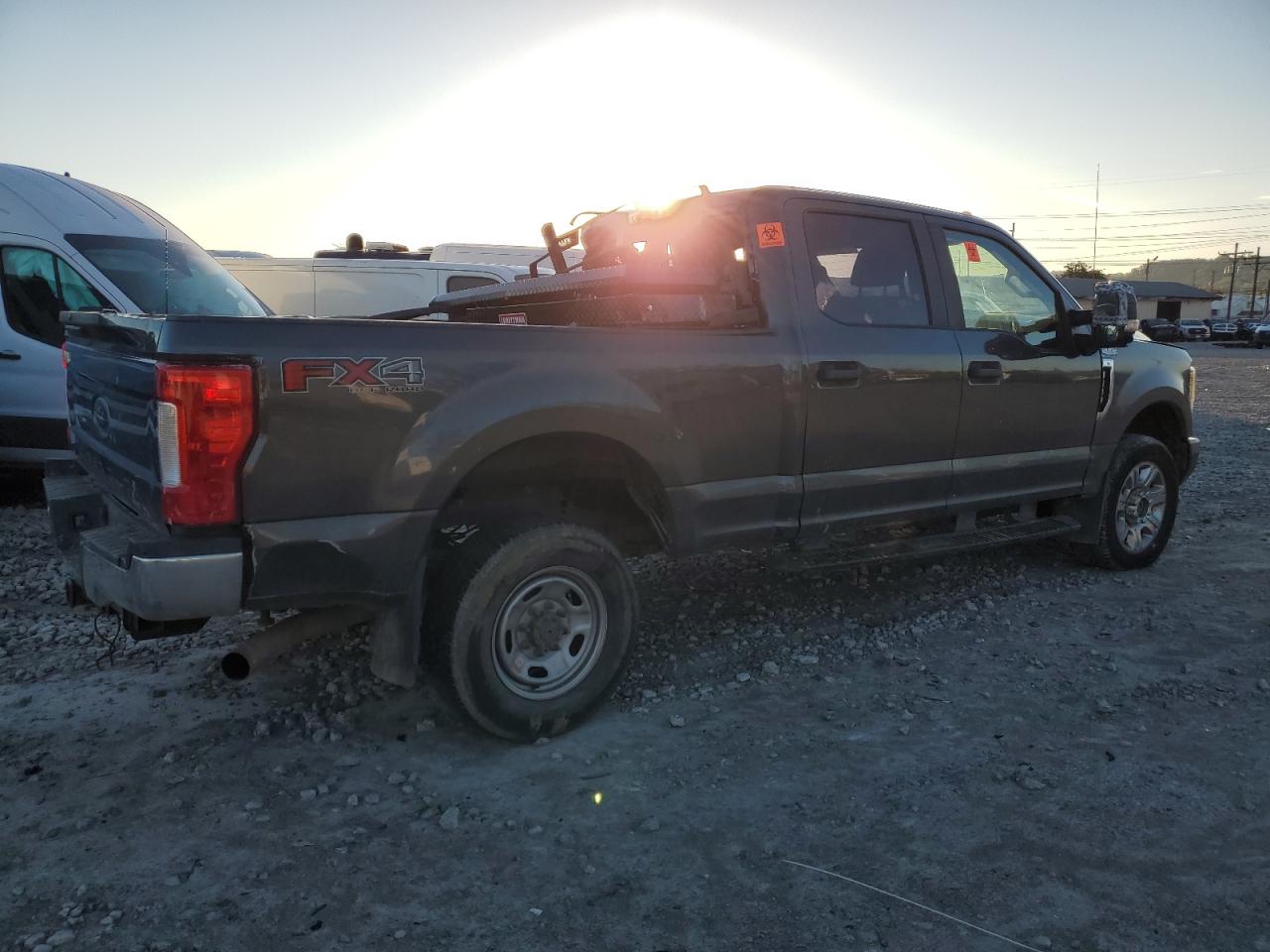 FORD F-250 SUPER DUTY