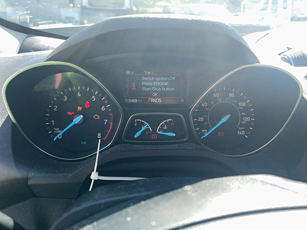 FORD ESCAPE TITANIUM