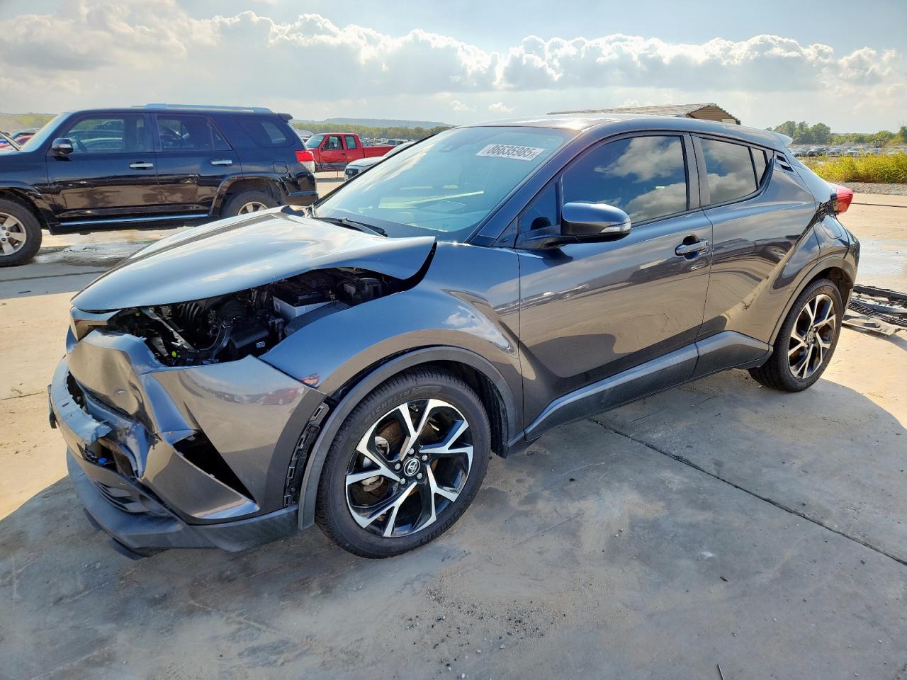 TOYOTA C-HR XLE