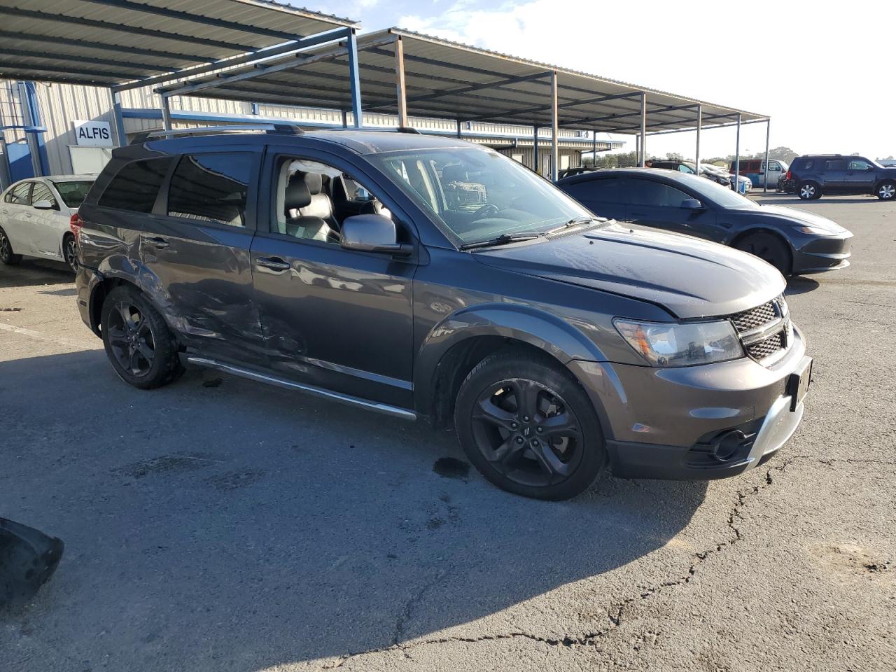 DODGE JOURNEY CROSSROAD