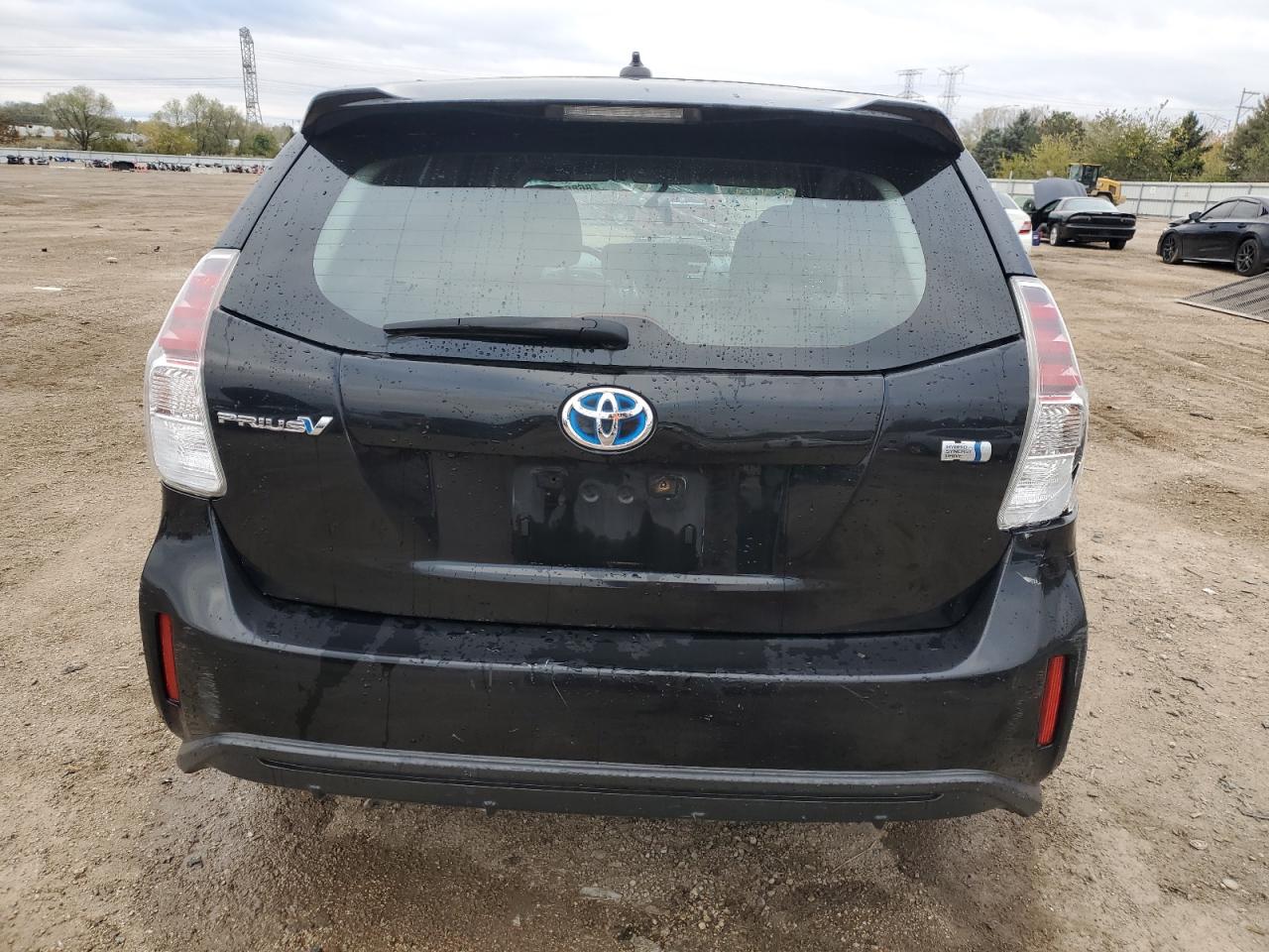 TOYOTA PRIUS V