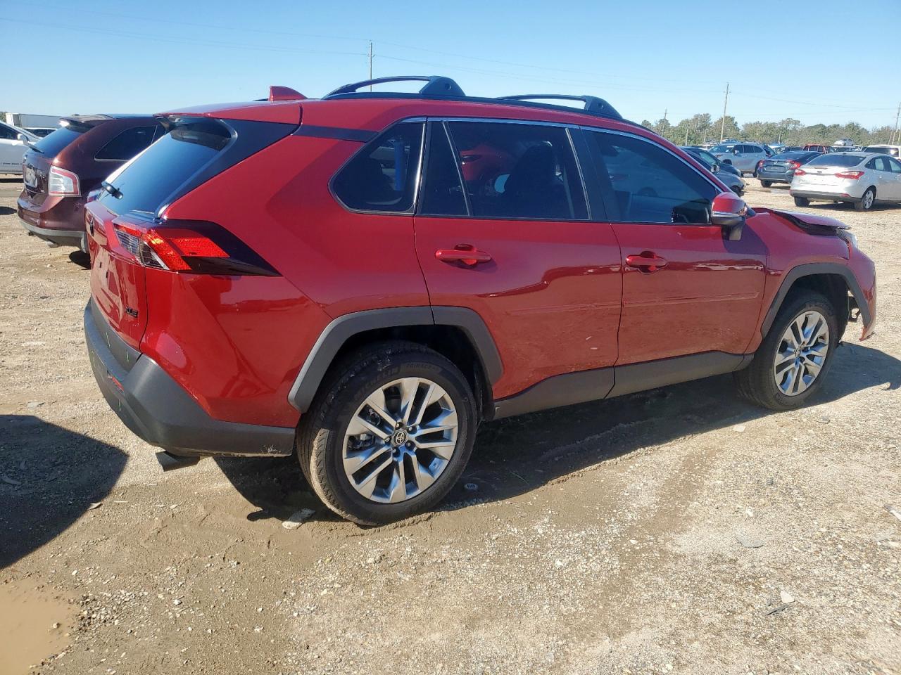 TOYOTA RAV4 XLE PREMIUM