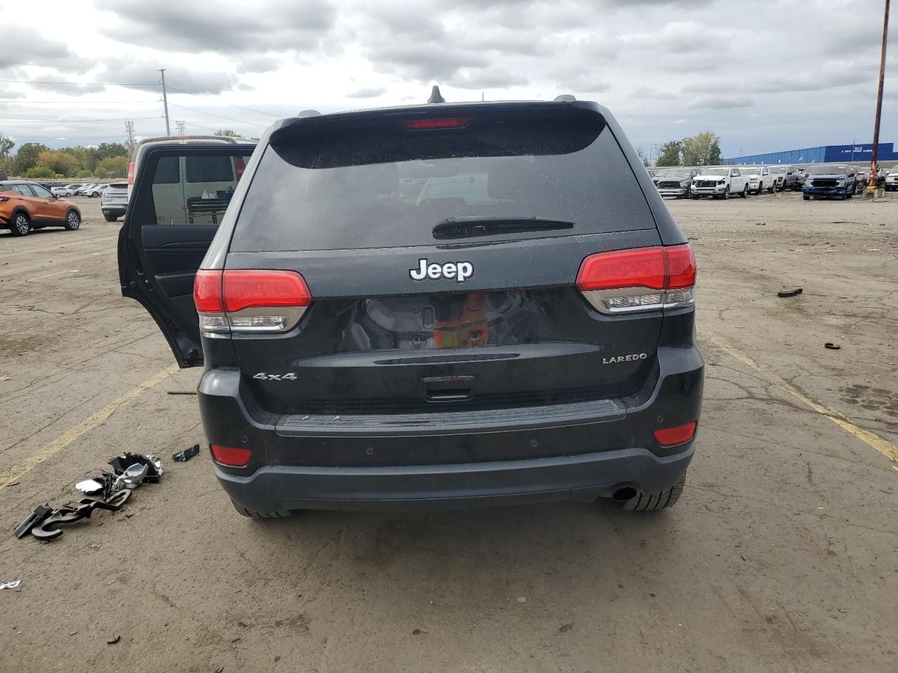 JEEP GRAND CHEROKEE LAREDO