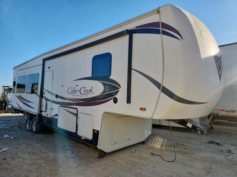 Global Auto Auctions: 2020 WILDWOOD CEDARCREEK