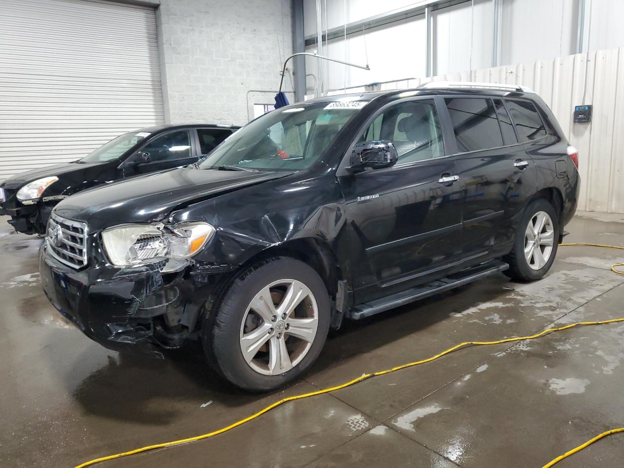 TOYOTA HIGHLANDER LIMITED