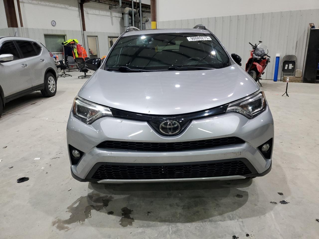TOYOTA RAV4 SE