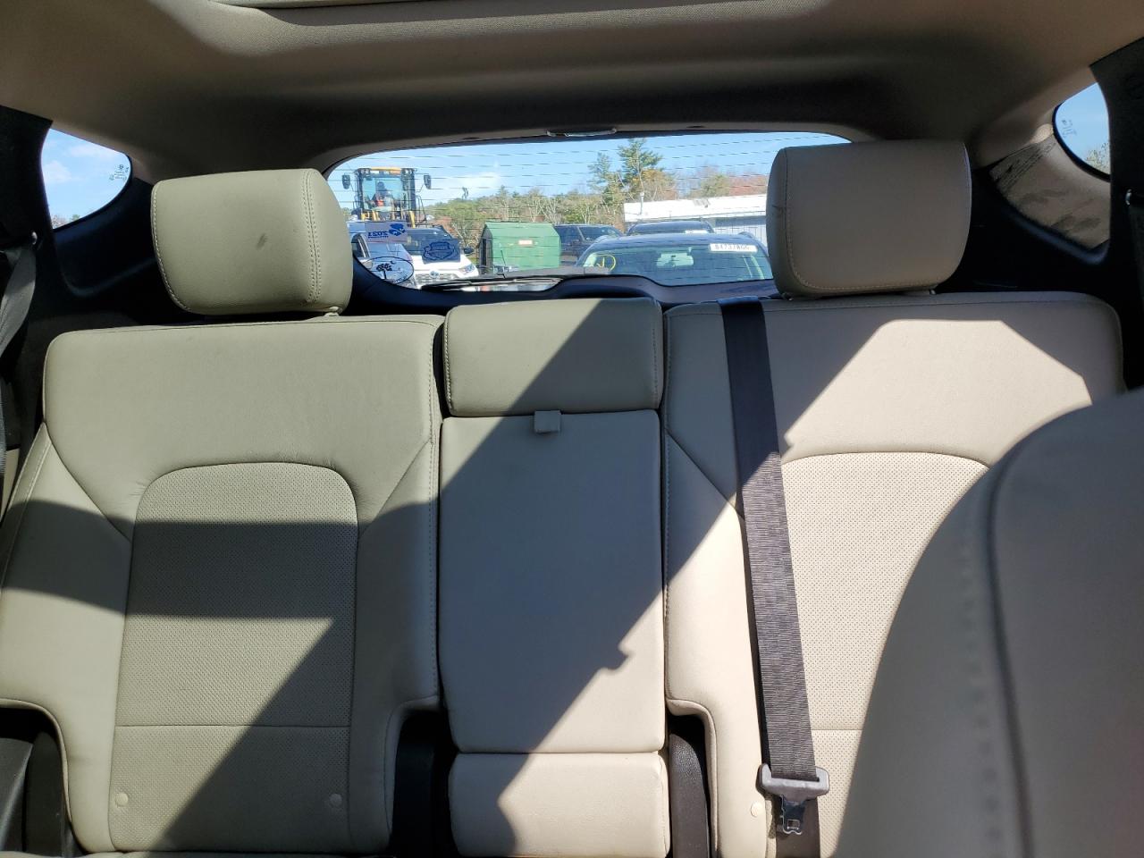 HYUNDAI SANTA FE SPORT