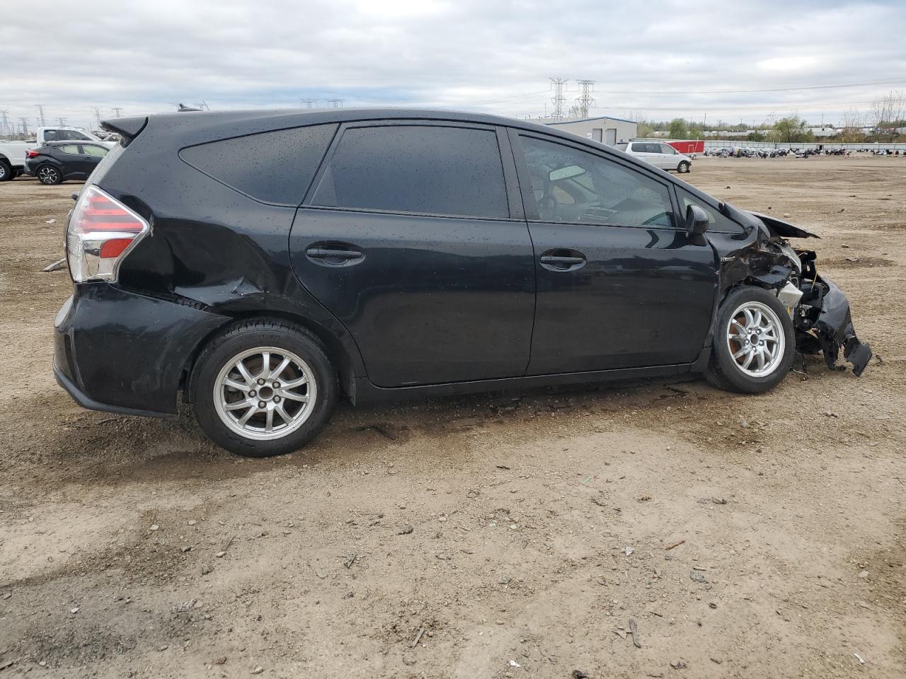 TOYOTA PRIUS V
