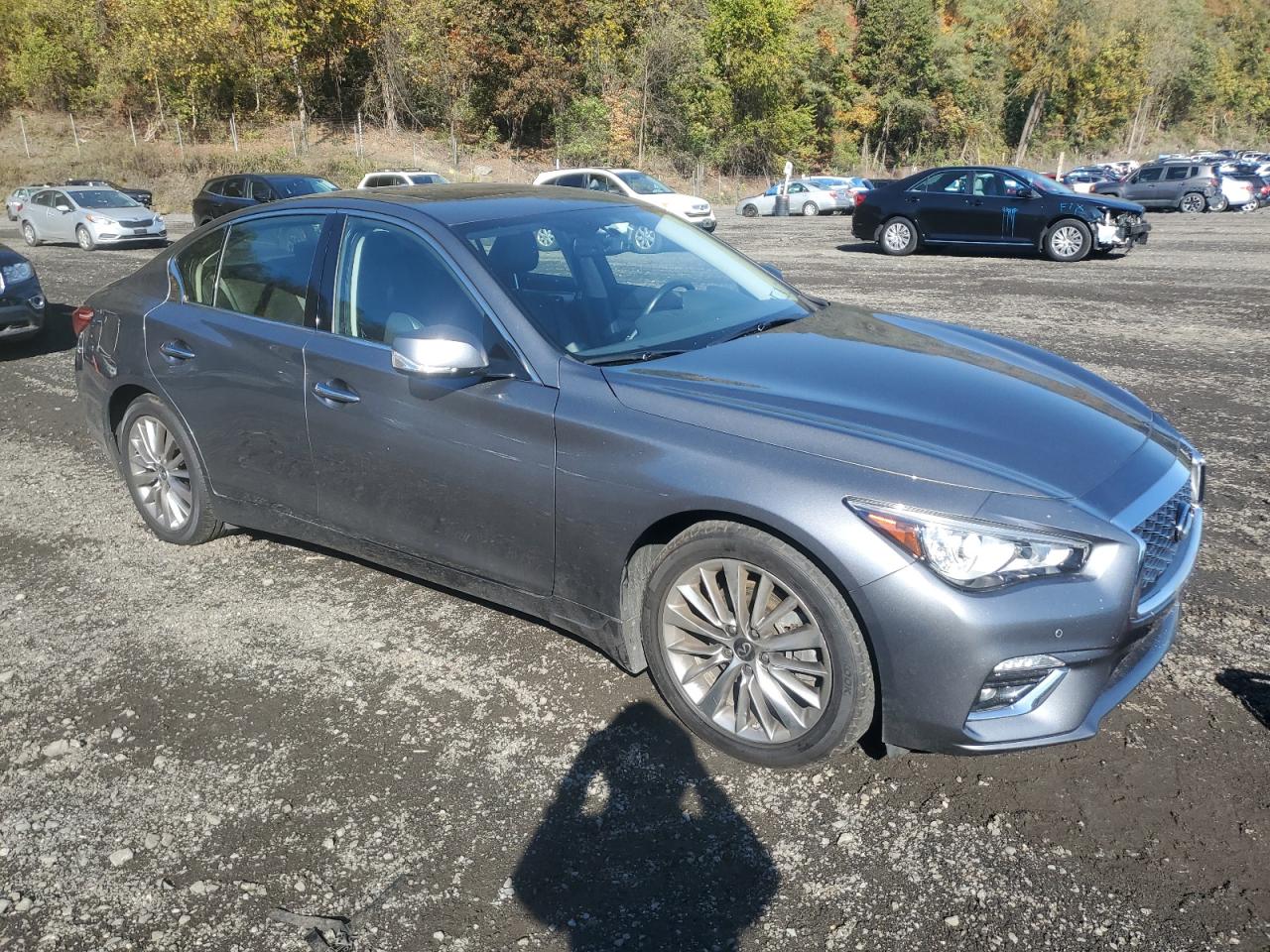 INFINITI Q50 LUXE