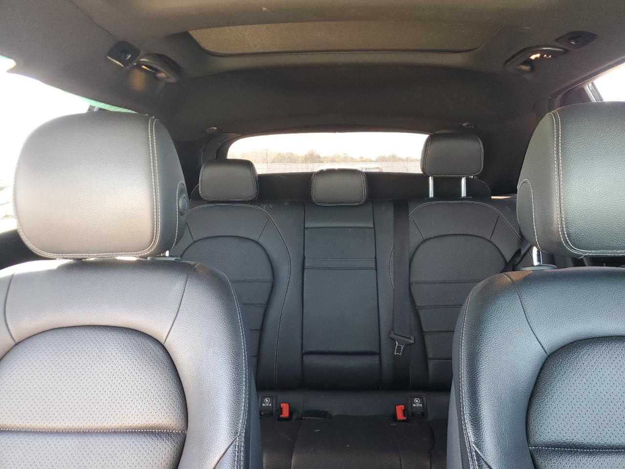 MERCEDES-BENZ GLC-CLASS 300