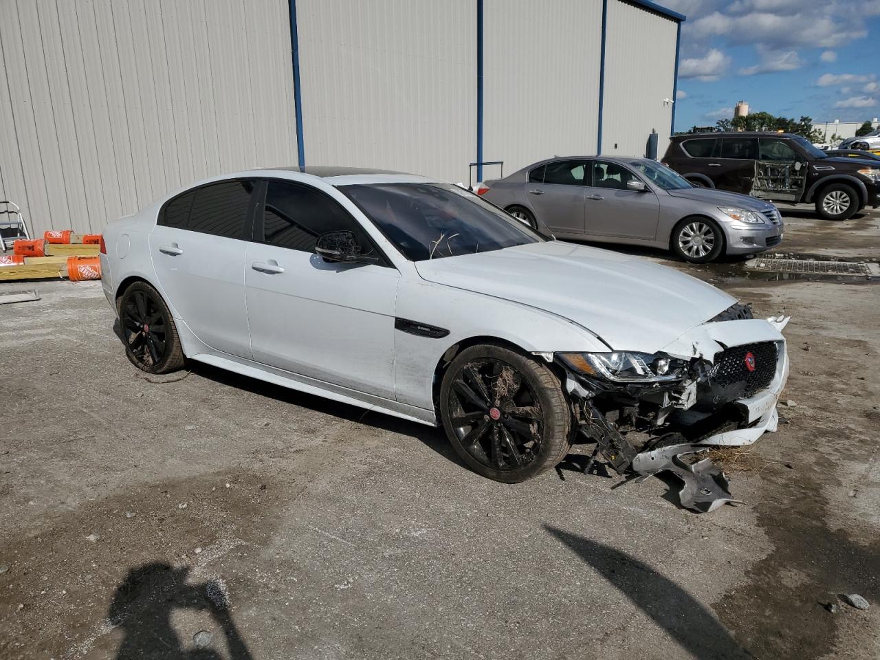 Lot #3309594553 2017 JAGUAR XE R - SPO