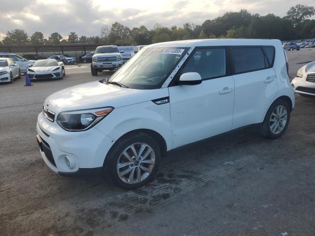 KIA SOUL +