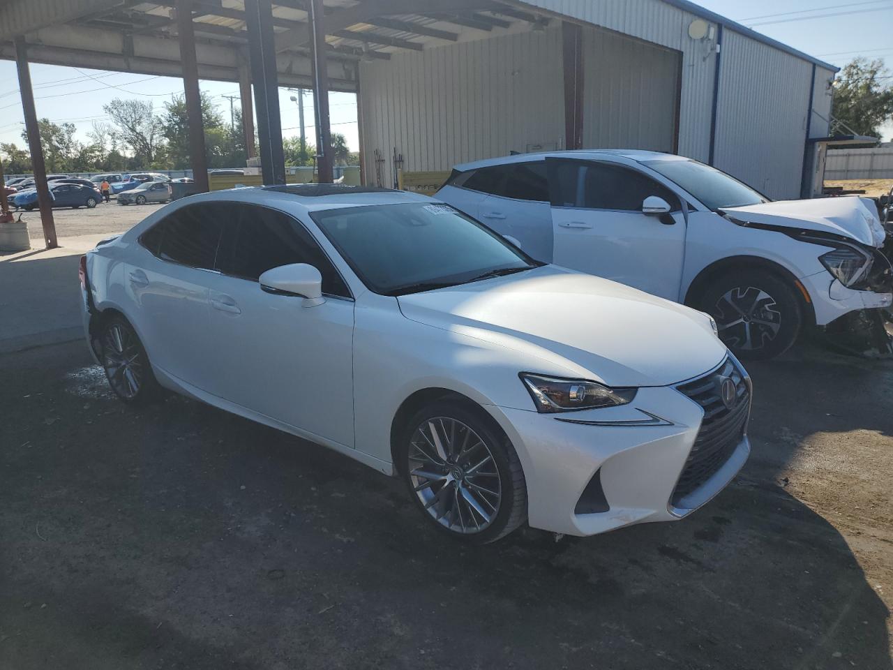 LEXUS IS 200T